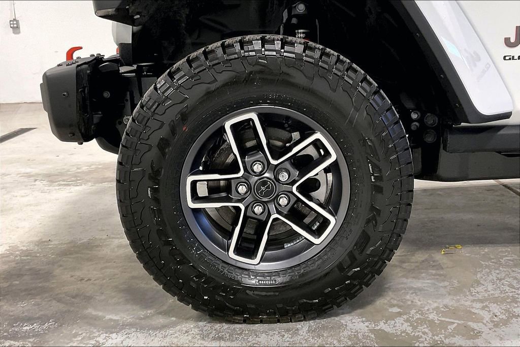 New 2026 Jeep Gladiator Mojave AWD/4WD image 31