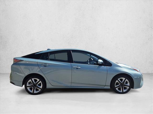 Used 2016 Toyota Prius Four Touring w/ Premium Convenience Package FWD image 4