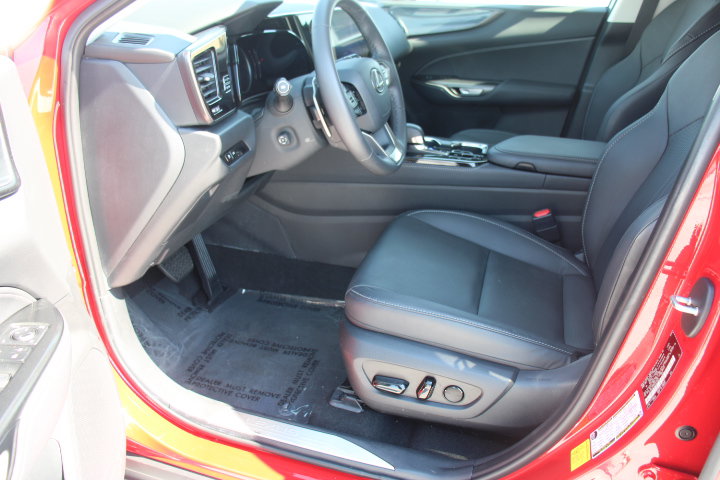 Used 2025 Lexus NX 250 FWD w/ Premium Package image 11