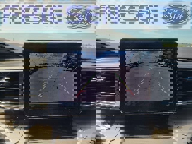 Used 2023 Ford Explorer XLT image 20