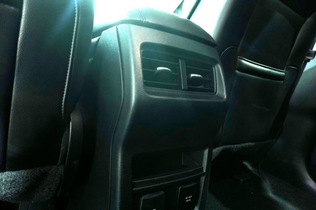 Used 2019 Ford Edge SEL w/ Equipment Group 201A FWD image 15