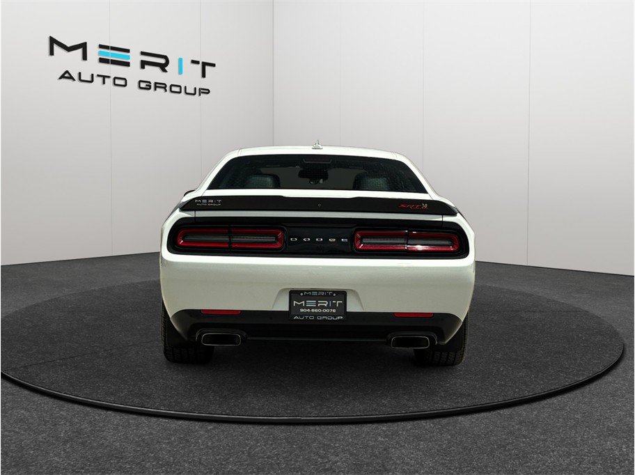 Used 2015 Dodge Challenger R/T Scat Pack w/ Leather Interior Group RWD image 8