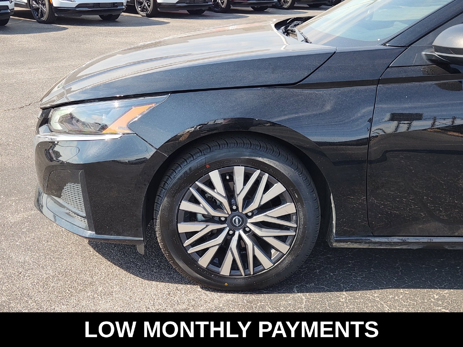 Used 2025 Nissan Altima 2.5 SV FWD image 9