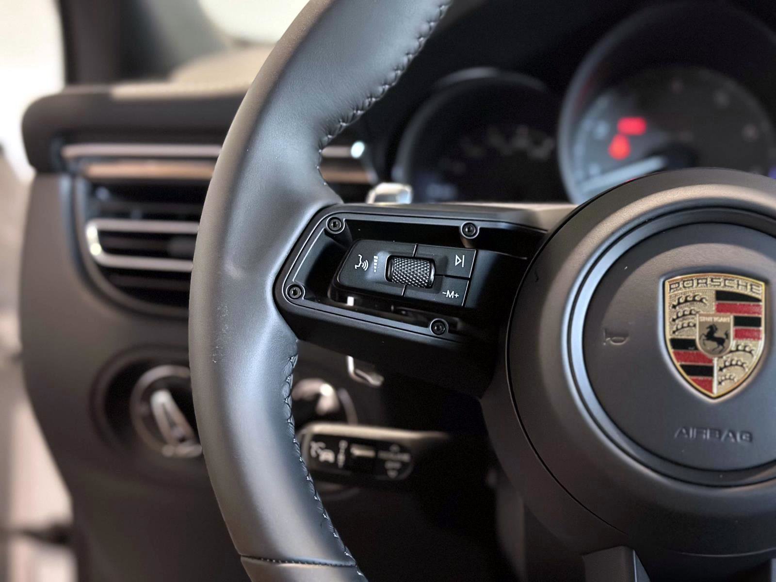 New 2026 Porsche Macan S image 29