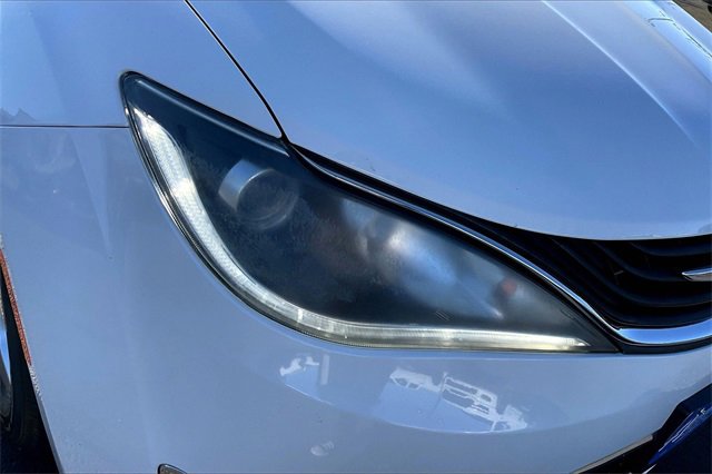 Used 2017 Chrysler Pacifica Touring Plus image 31