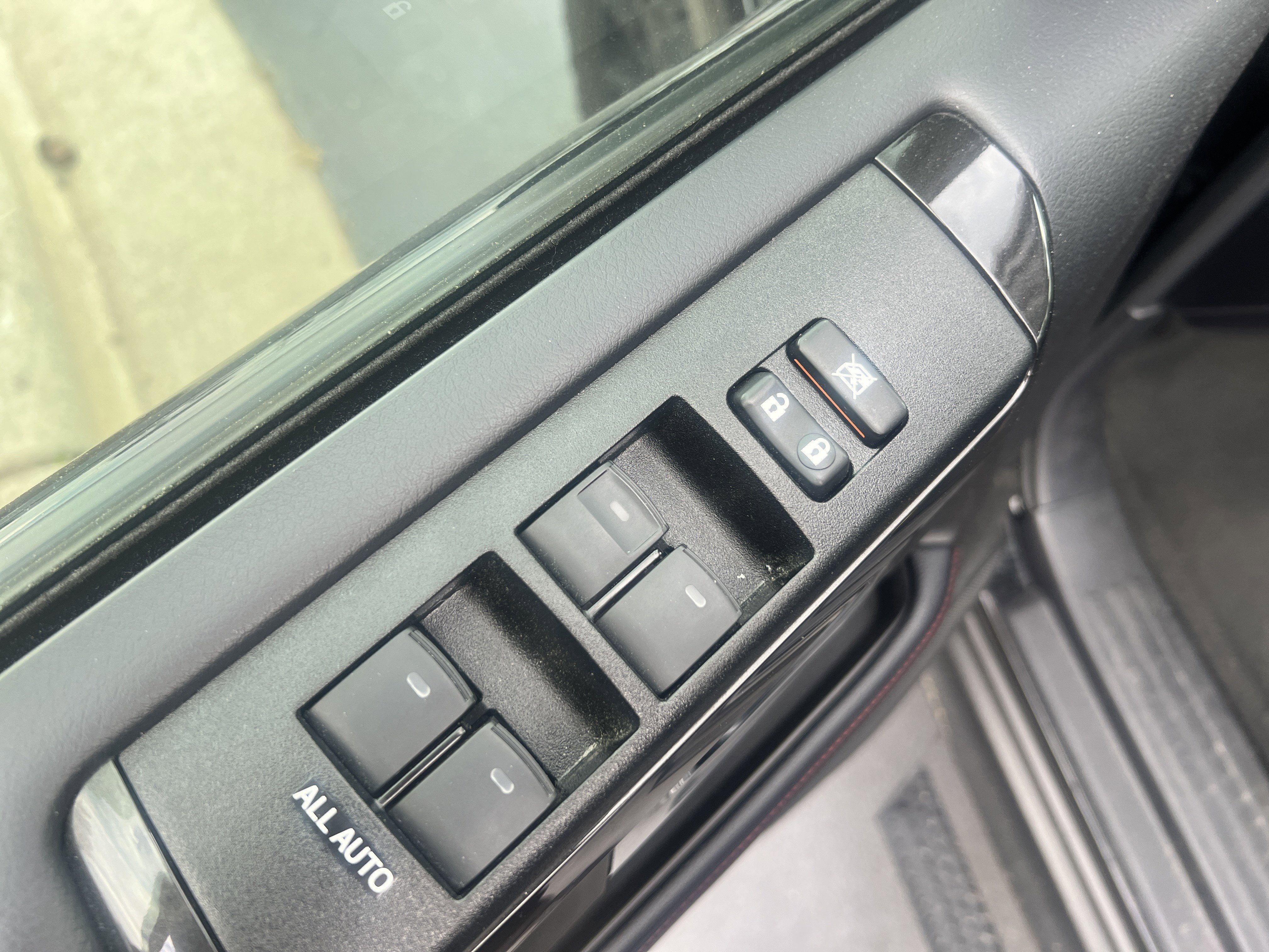 Used 2024 Toyota 4Runner TRD Off-Road Premium w/ Moonroof Package AWD/4WD image 15