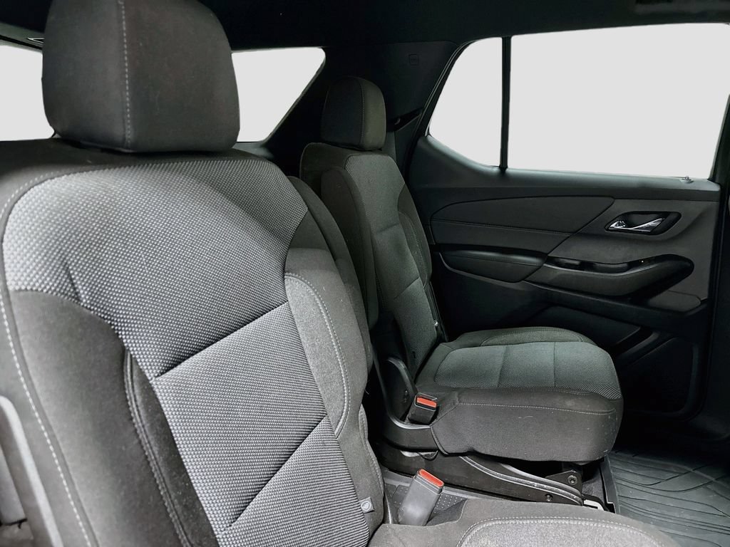 Used 2023 Chevrolet Traverse LT FWD image 28