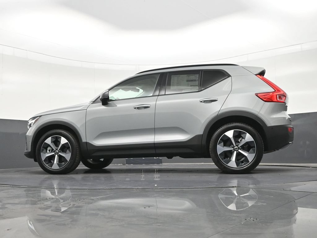 New 2026 Volvo XC40 B5 Plus w/ Protection Package Premier AWD/4WD image 22
