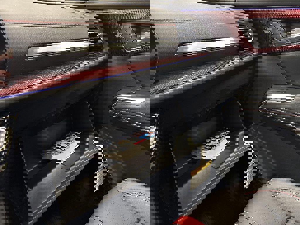 New 2026 Chevrolet Traverse RS AWD/4WD image 25