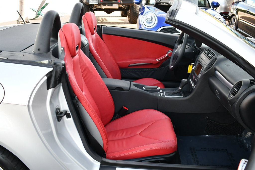 Used 2009 Mercedes-Benz SLK 300 image 56