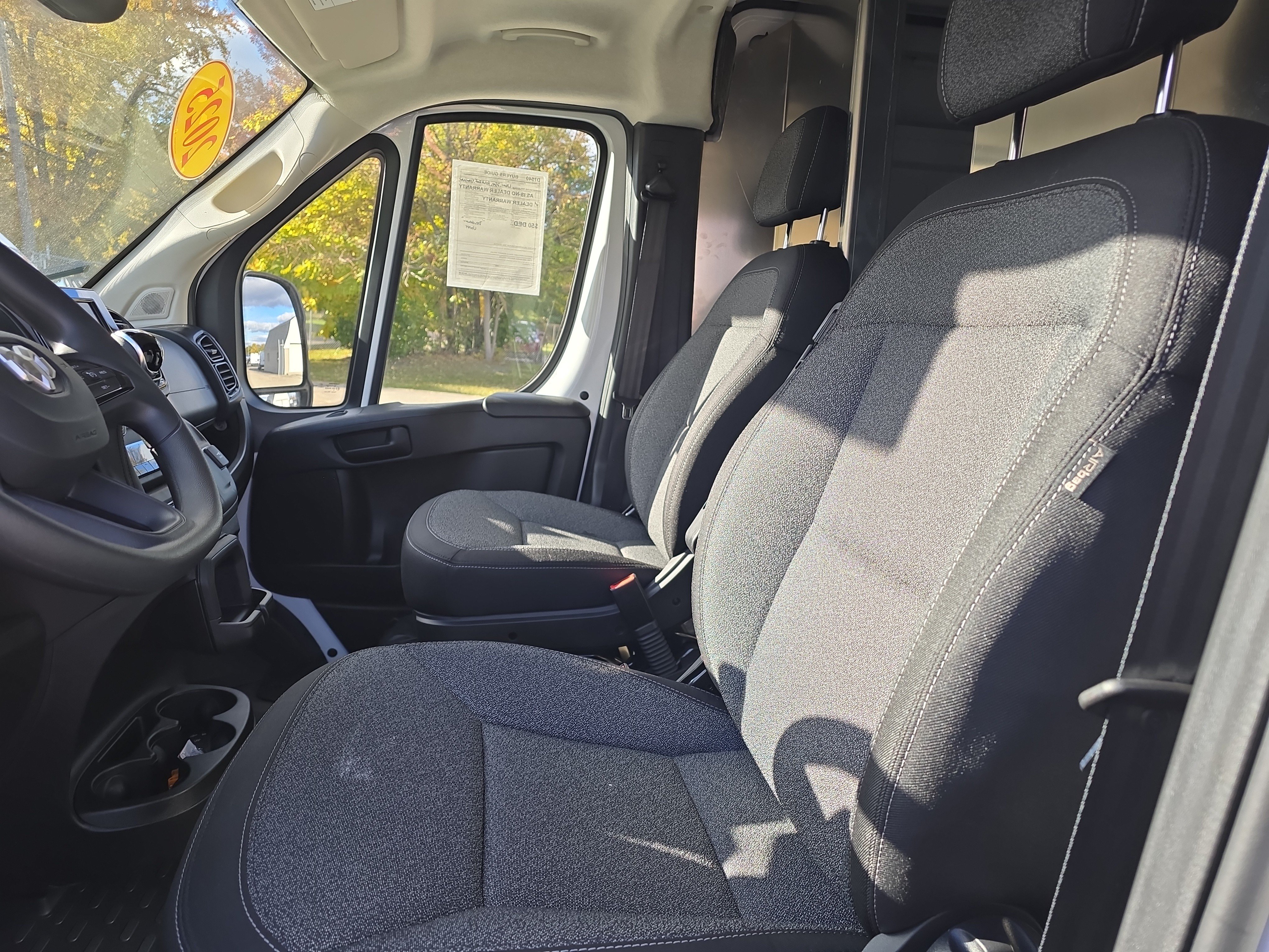 Used 2025 RAM ProMaster 2500 FWD image 12