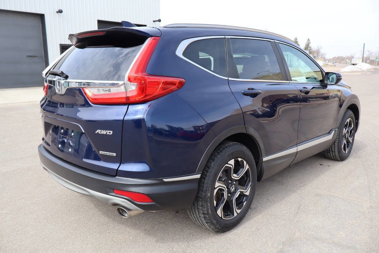 Used 2017 Honda CR-V Touring image 3