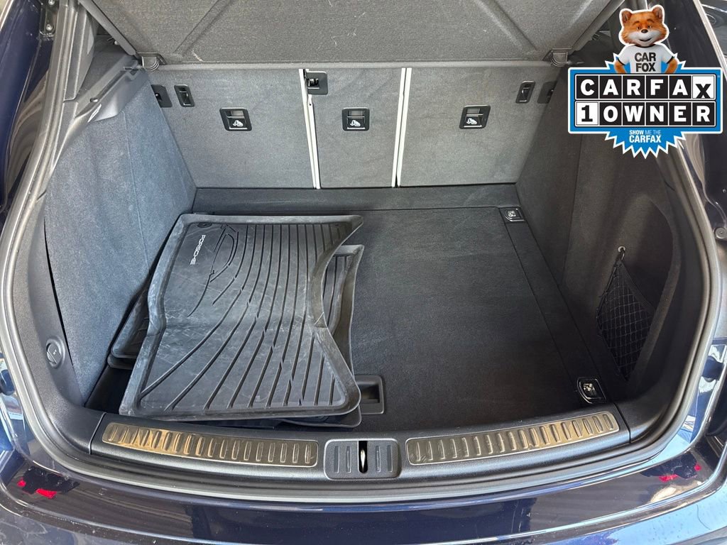 Used 2023 Porsche Macan Turbo image 26