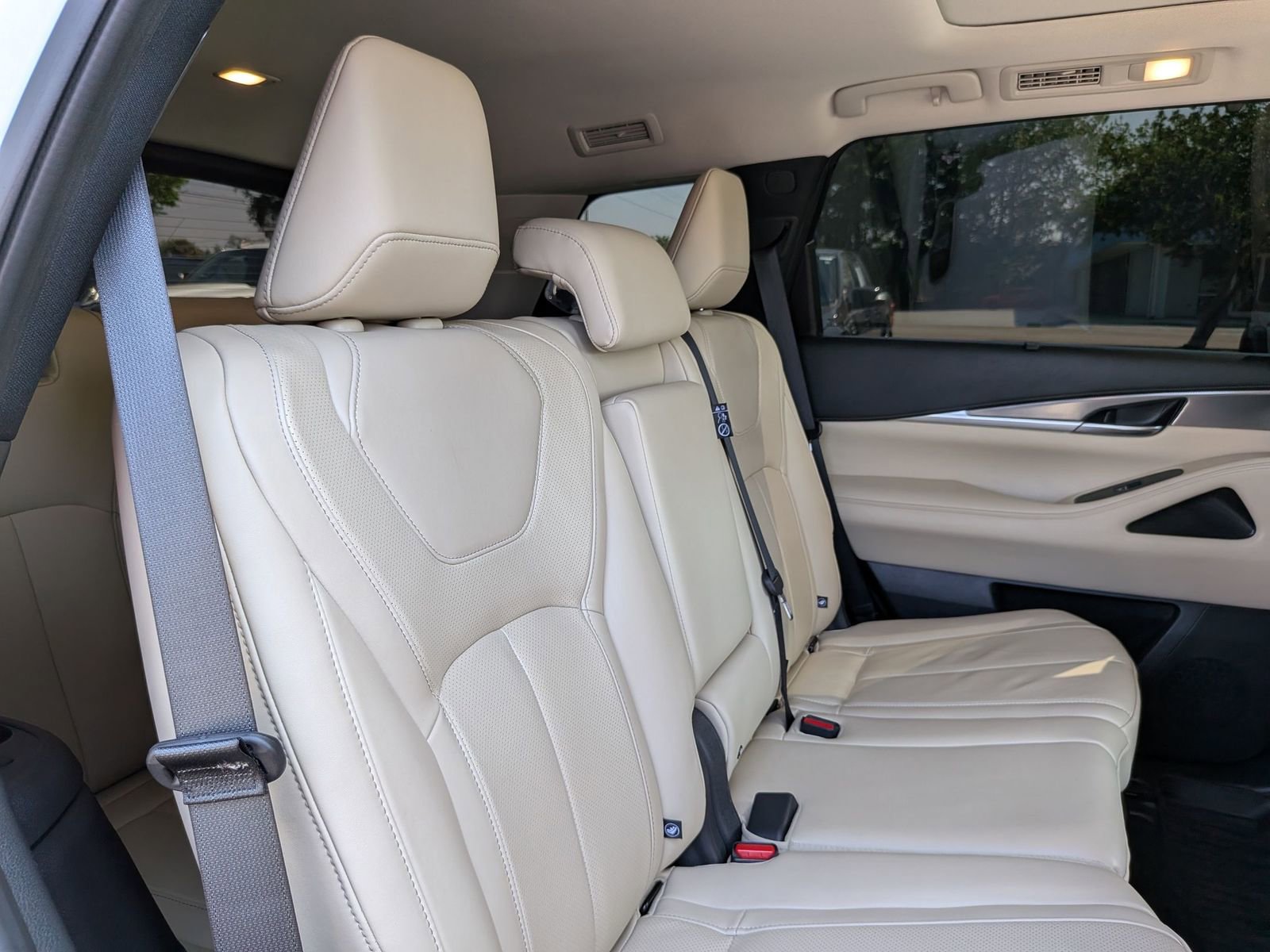 Used 2023 INFINITI QX60 Luxe w/ Cargo Package image 36