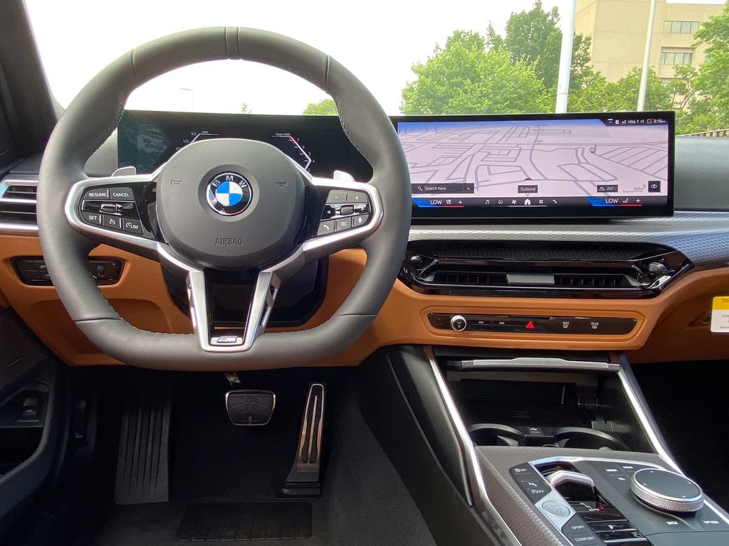 New 2026 BMW 330i xDrive Sedan w/ M Sport Package AWD/4WD image 18