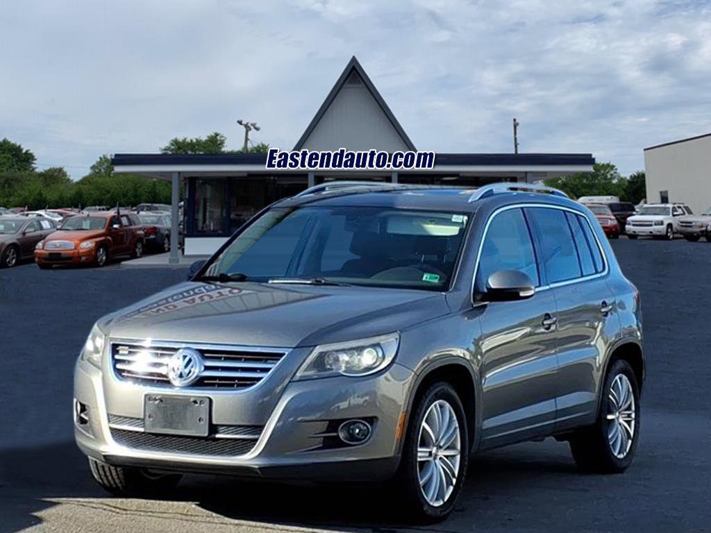 Used 2011 Volkswagen Tiguan SE