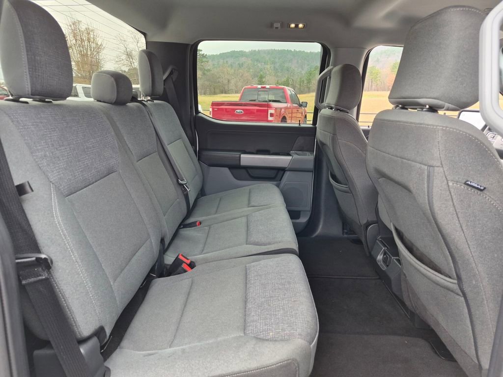 Used 2025 Ford F150 XLT w/ Equipment Group 301A Standard AWD/4WD image 19