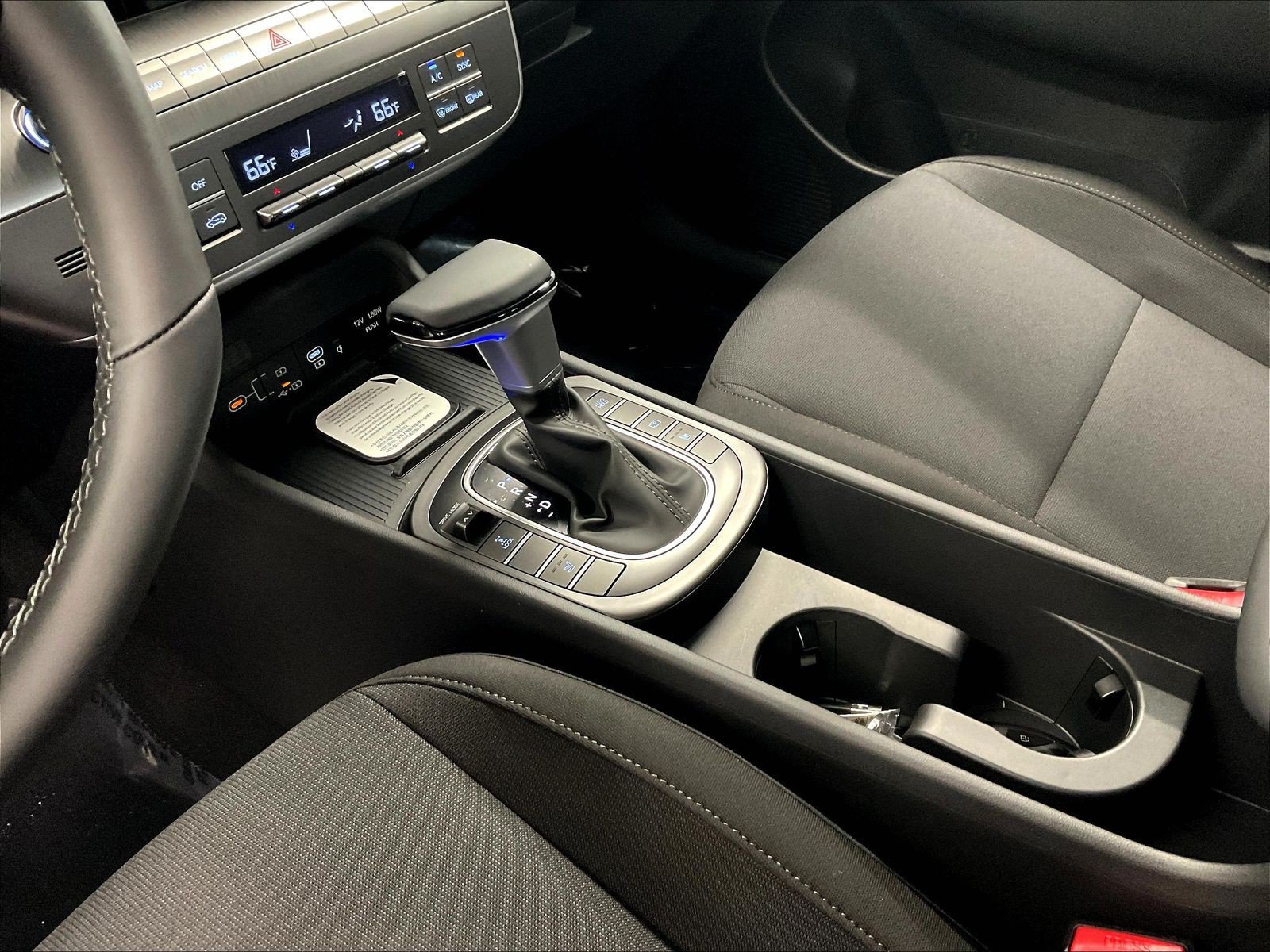 New 2027 Hyundai Kona SEL Sport AWD/4WD image 12