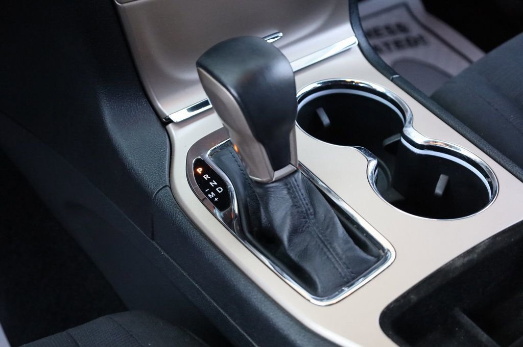 Used 2016 Jeep Grand Cherokee Laredo w/ Quick Order Package 23E image 40