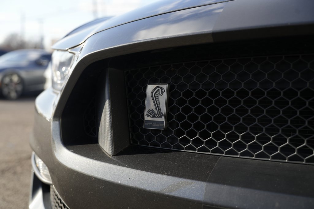 Used 2017 Ford Mustang Shelby GT350 image 22