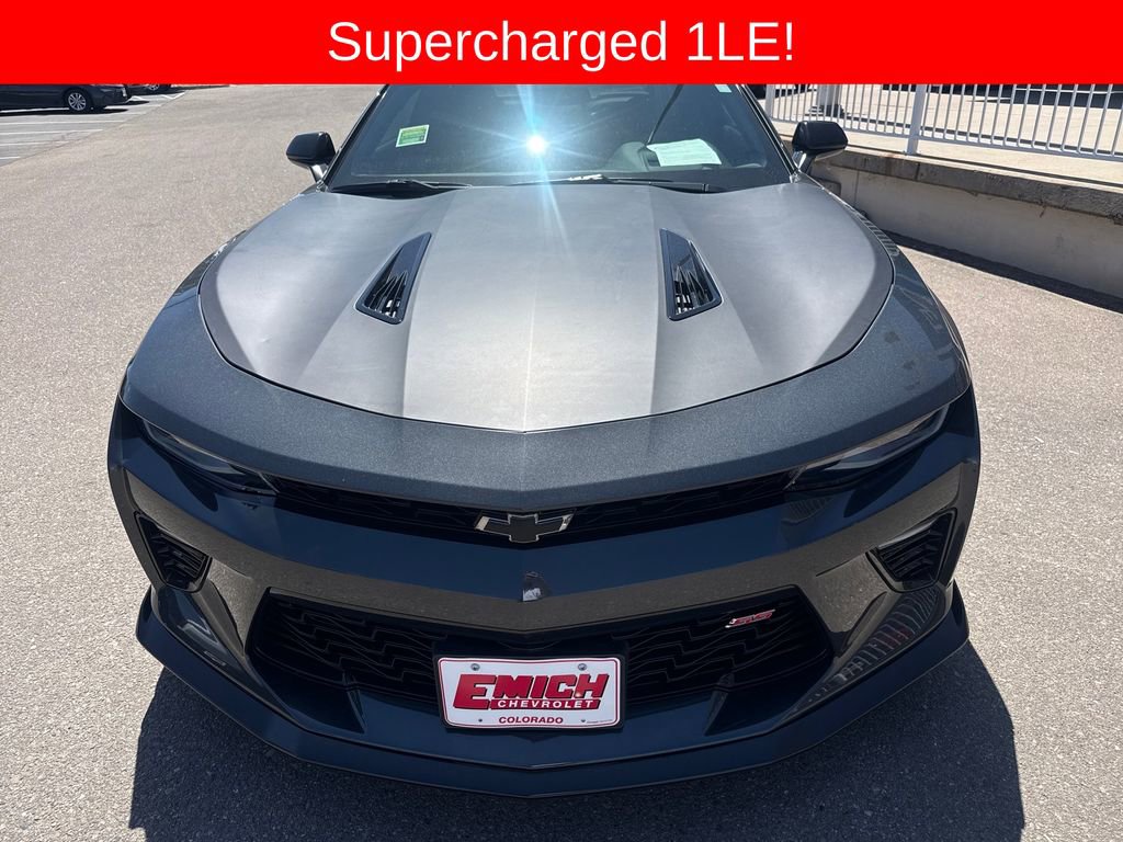 Used 2018 Chevrolet Camaro SS RWD image 8
