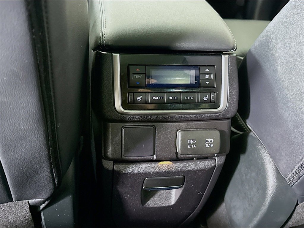 Certified 2022 Subaru Ascent Limited w/ Technology Package image 31