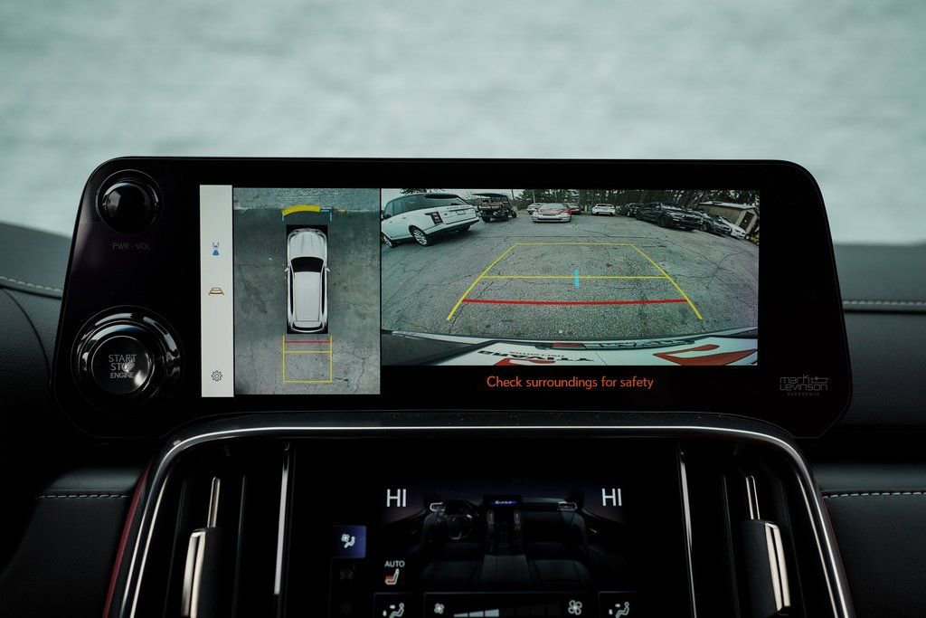 Used 2023 Lexus LX 600 F Sport w/ Accessory Package (Z1) AWD/4WD image 33