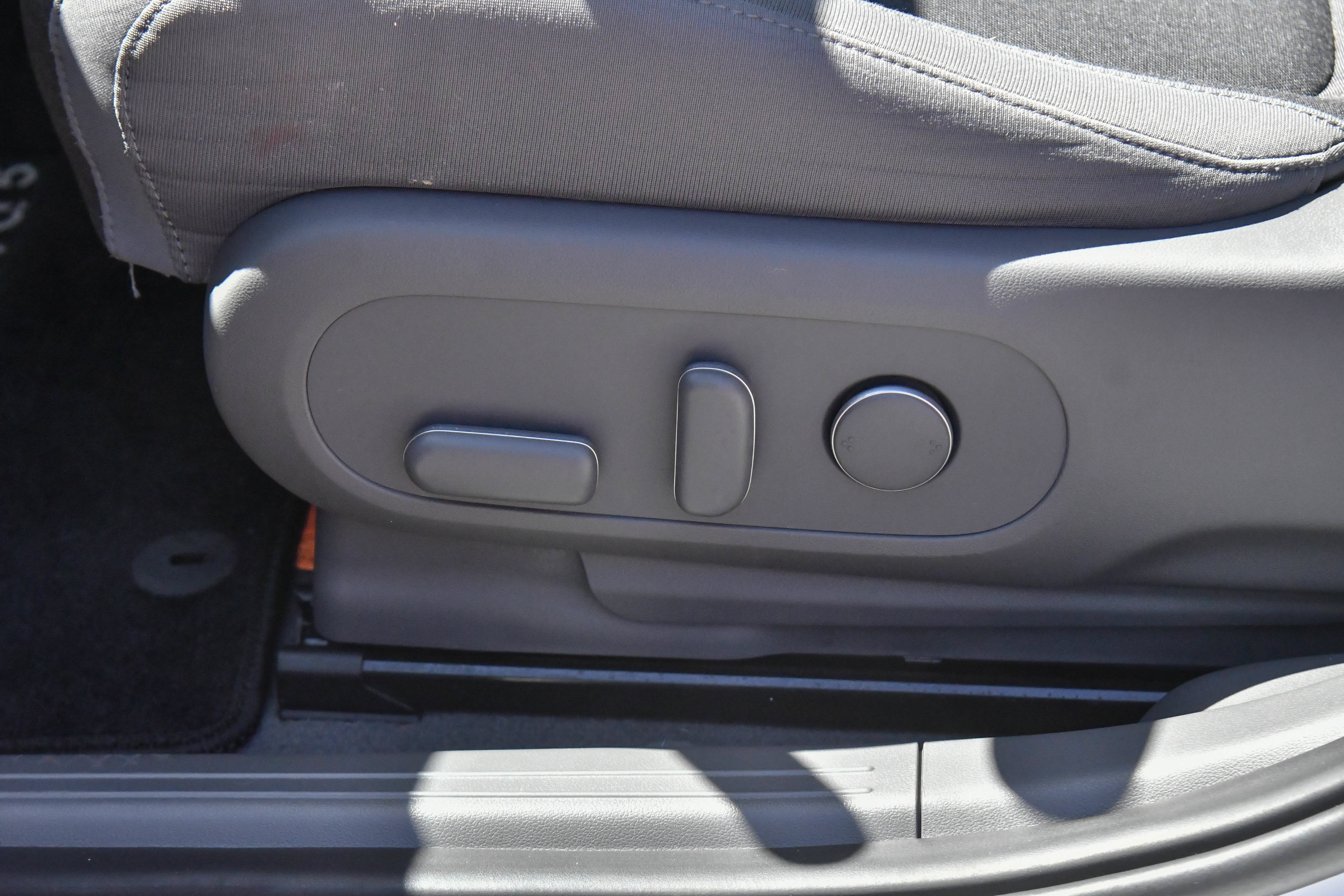 Used 2024 Hyundai Ioniq 5 SE RWD image 17