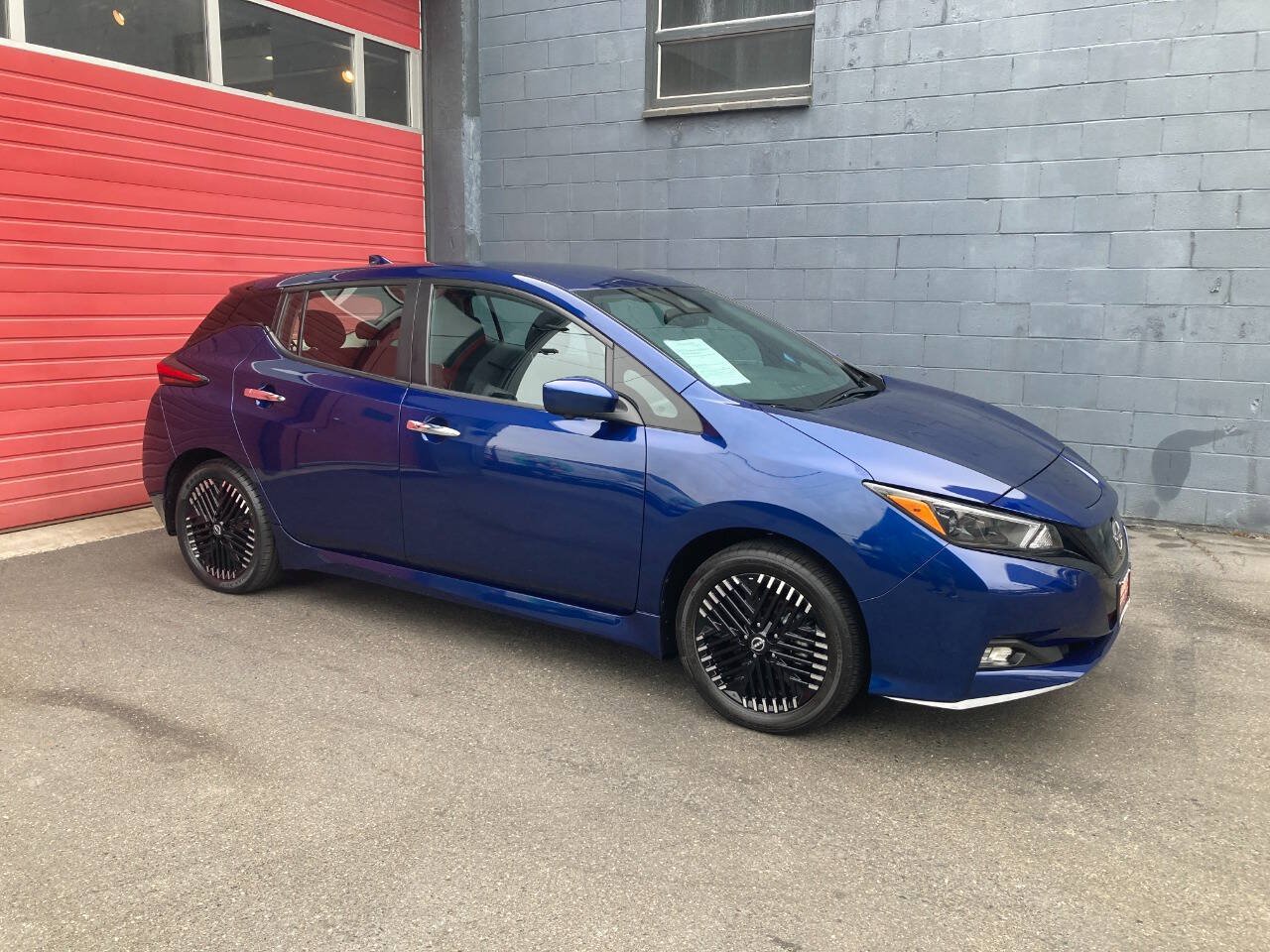 Used 2024 Nissan Leaf SV Plus FWD image 1