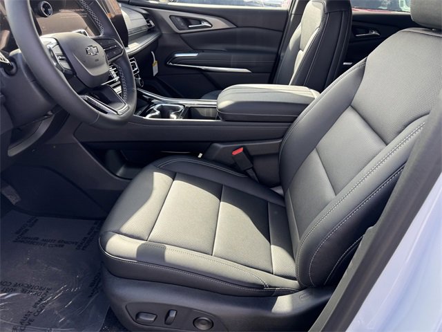 New 2026 Chevrolet Traverse LT w/ Midnight/Sport Edition image 11