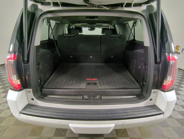 Used 2017 GMC Yukon XL SLT w/ Open Road Package image 39