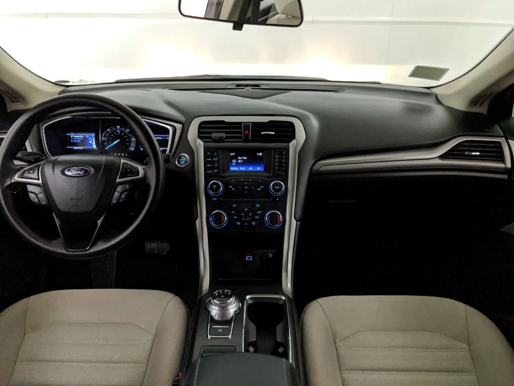 Used 2017 Ford Fusion S image 7