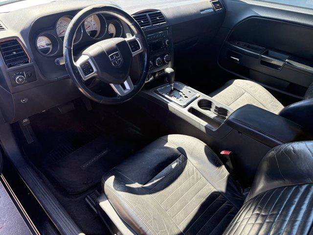 Used 2012 Dodge Challenger SXT Plus RWD image 8