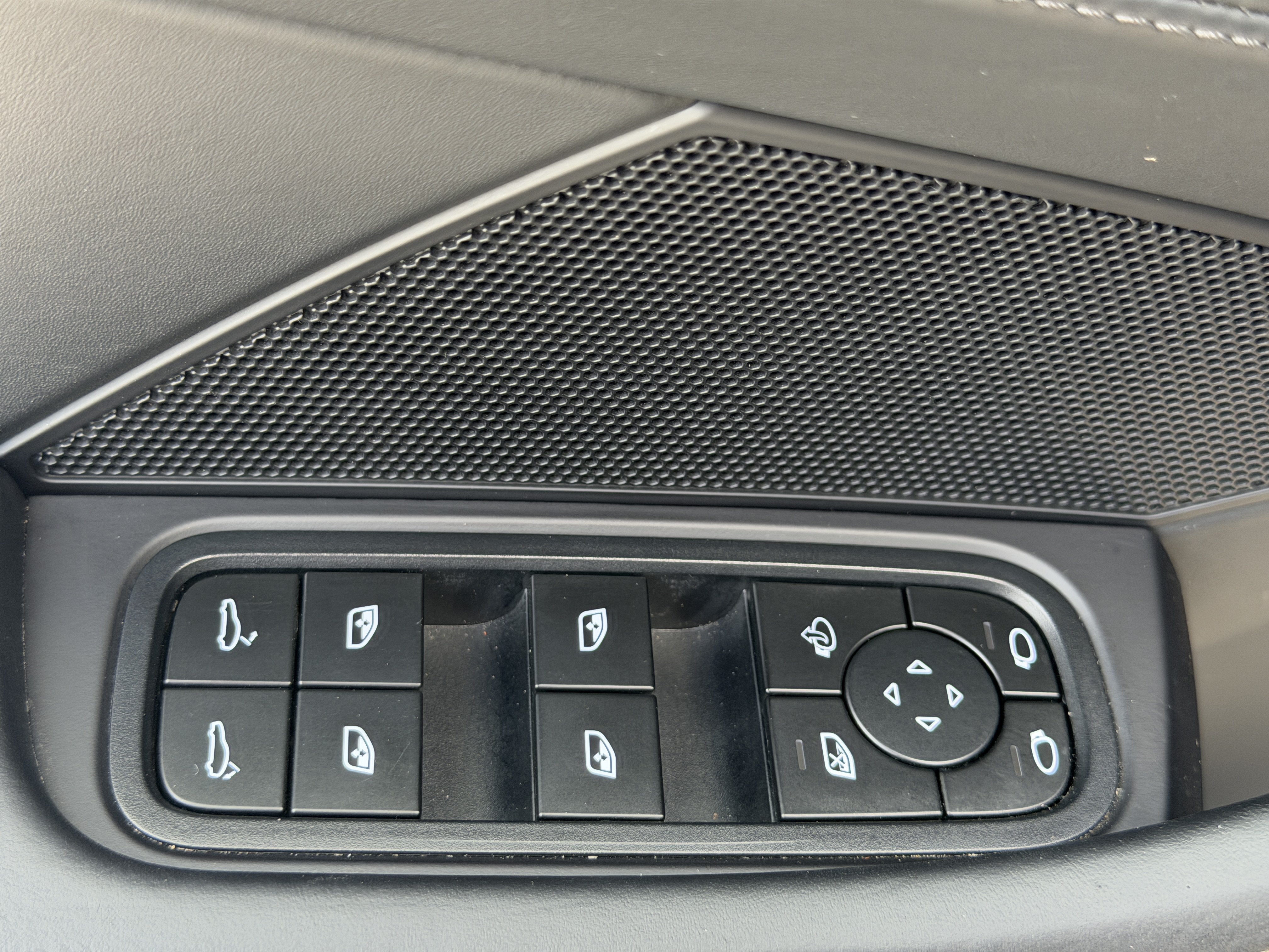 Certified 2023 Porsche Panamera GTS AWD/4WD image 20