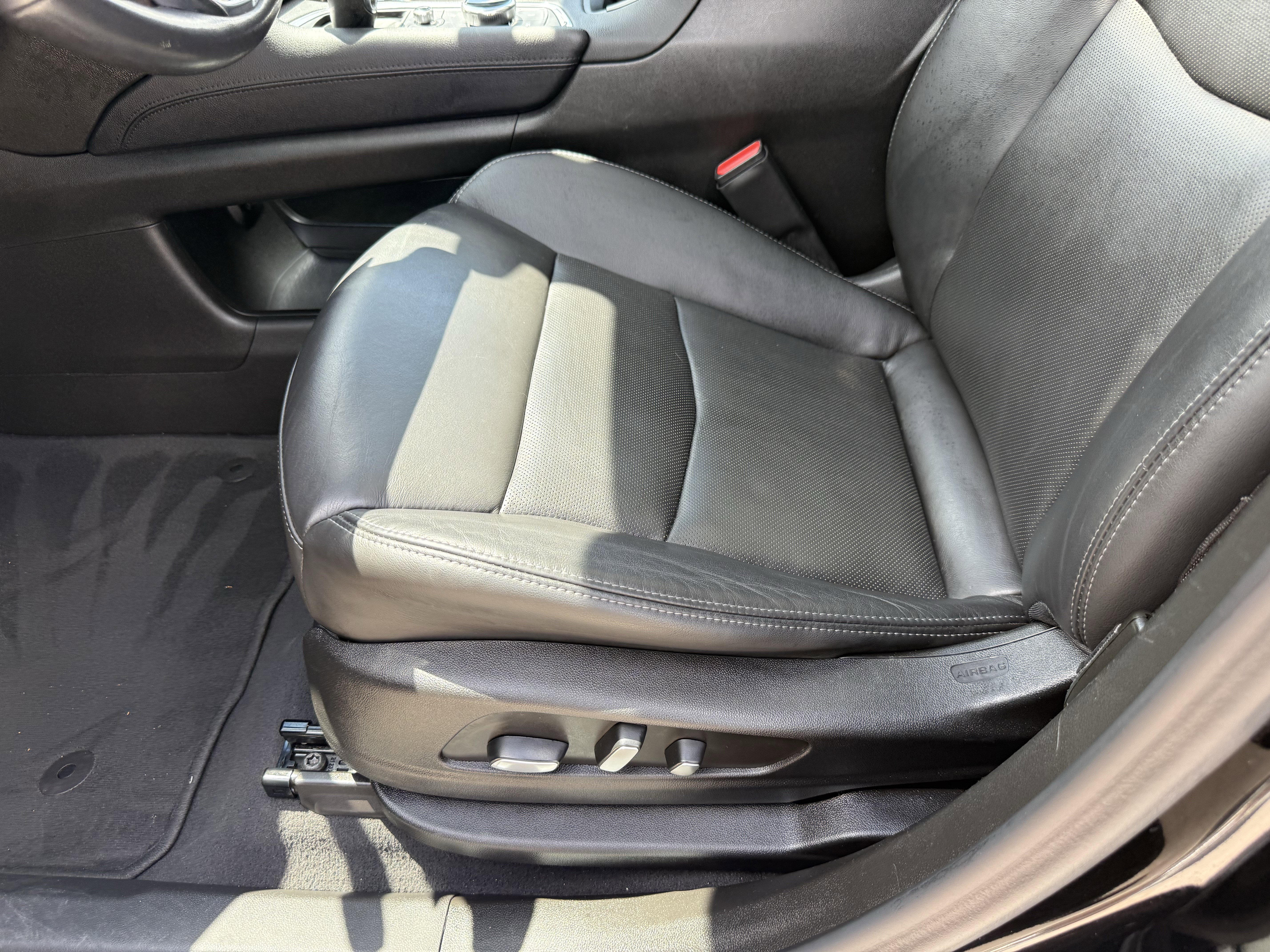 Used 2023 Cadillac XT6 Sport AWD/4WD image 30