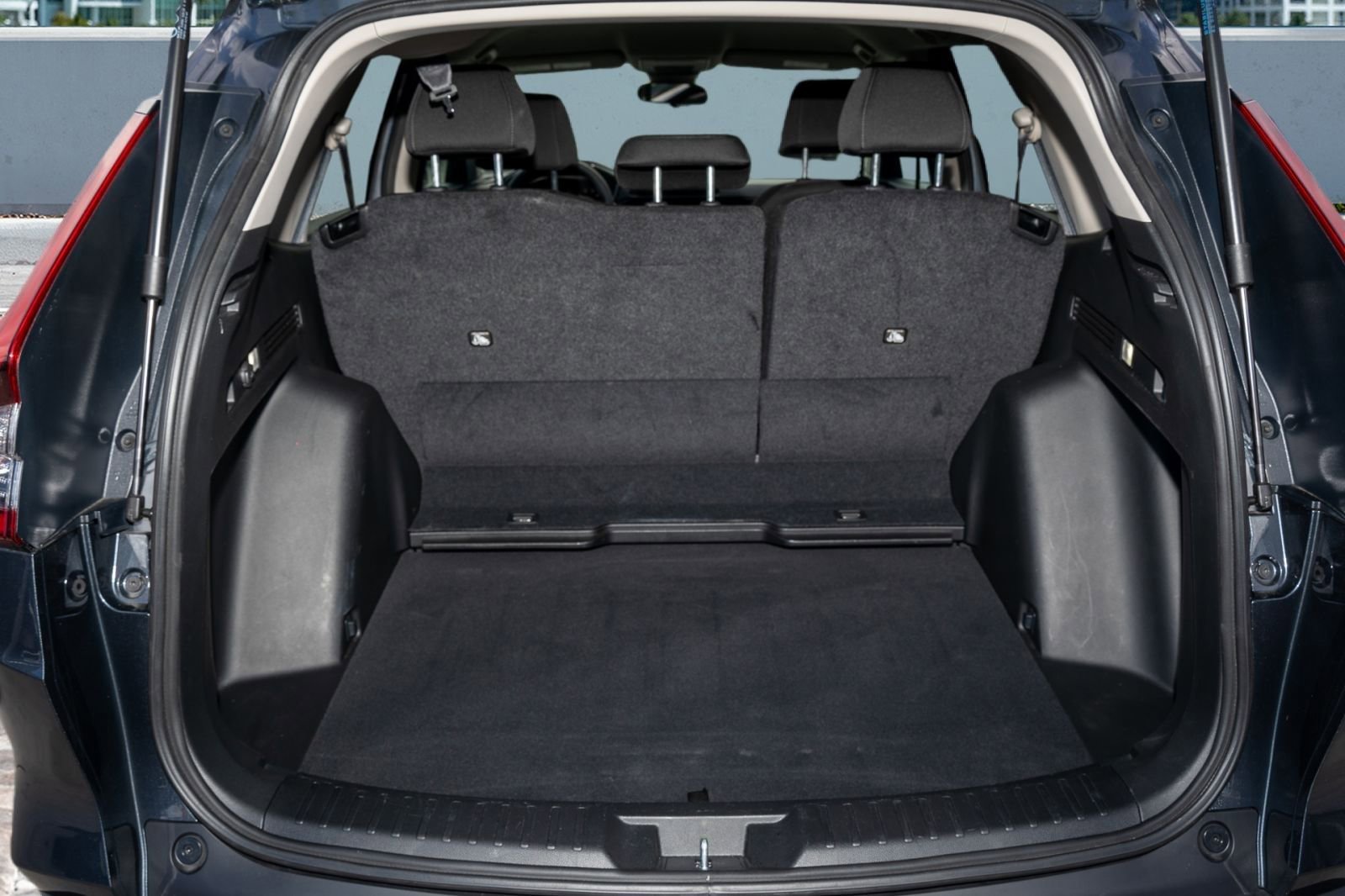 Certified 2025 Honda CR-V LX image 10
