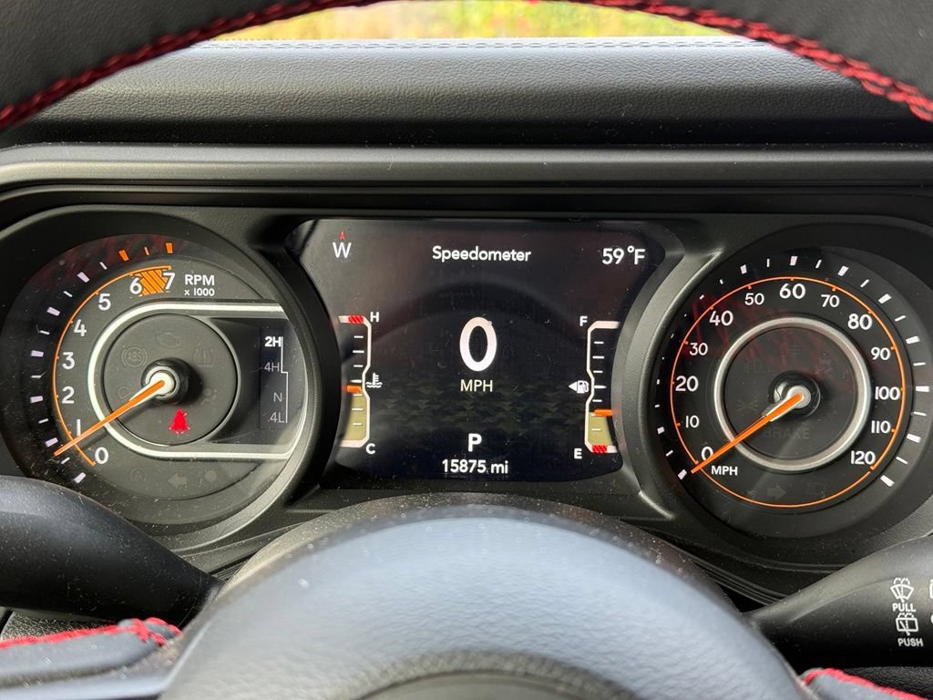 Used 2024 Jeep Wrangler Unlimited Rubicon w/ Convenience Group AWD/4WD image 10