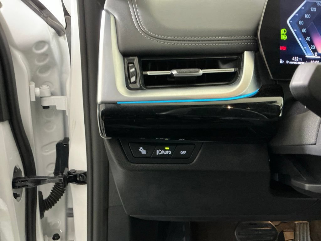 Certified 2025 BMW X1 xDrive28i w/ Technology Package AWD/4WD image 18