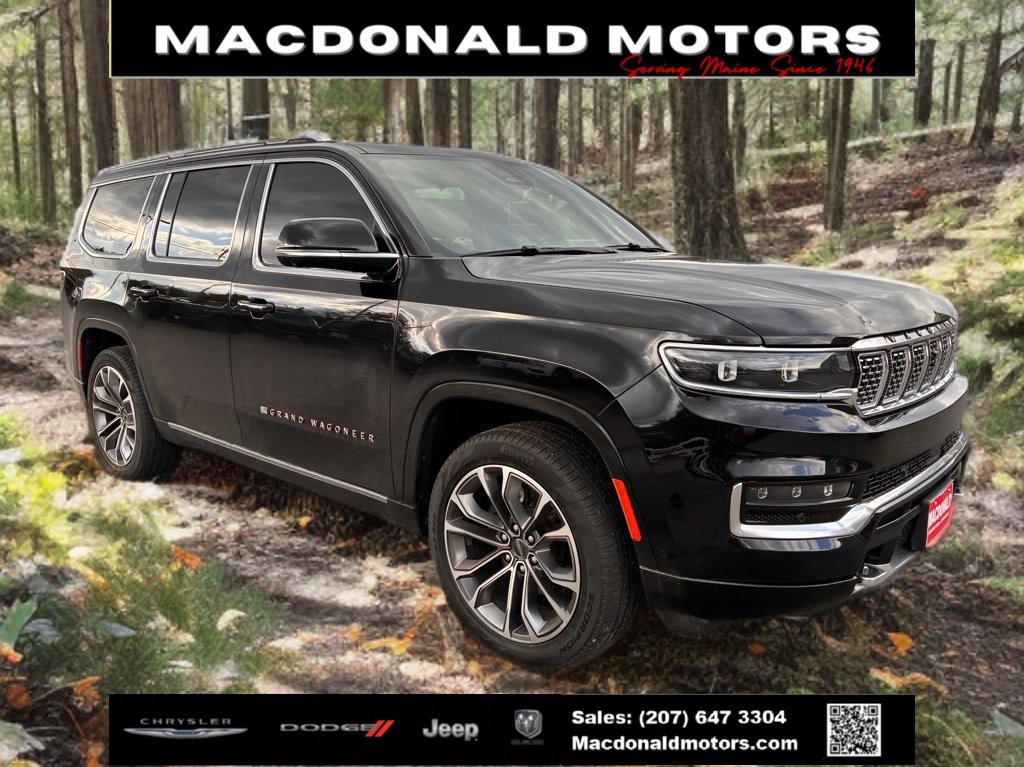Used 2024 Jeep Grand Wagoneer Series III w/ HD Trailer Tow Package image 4
