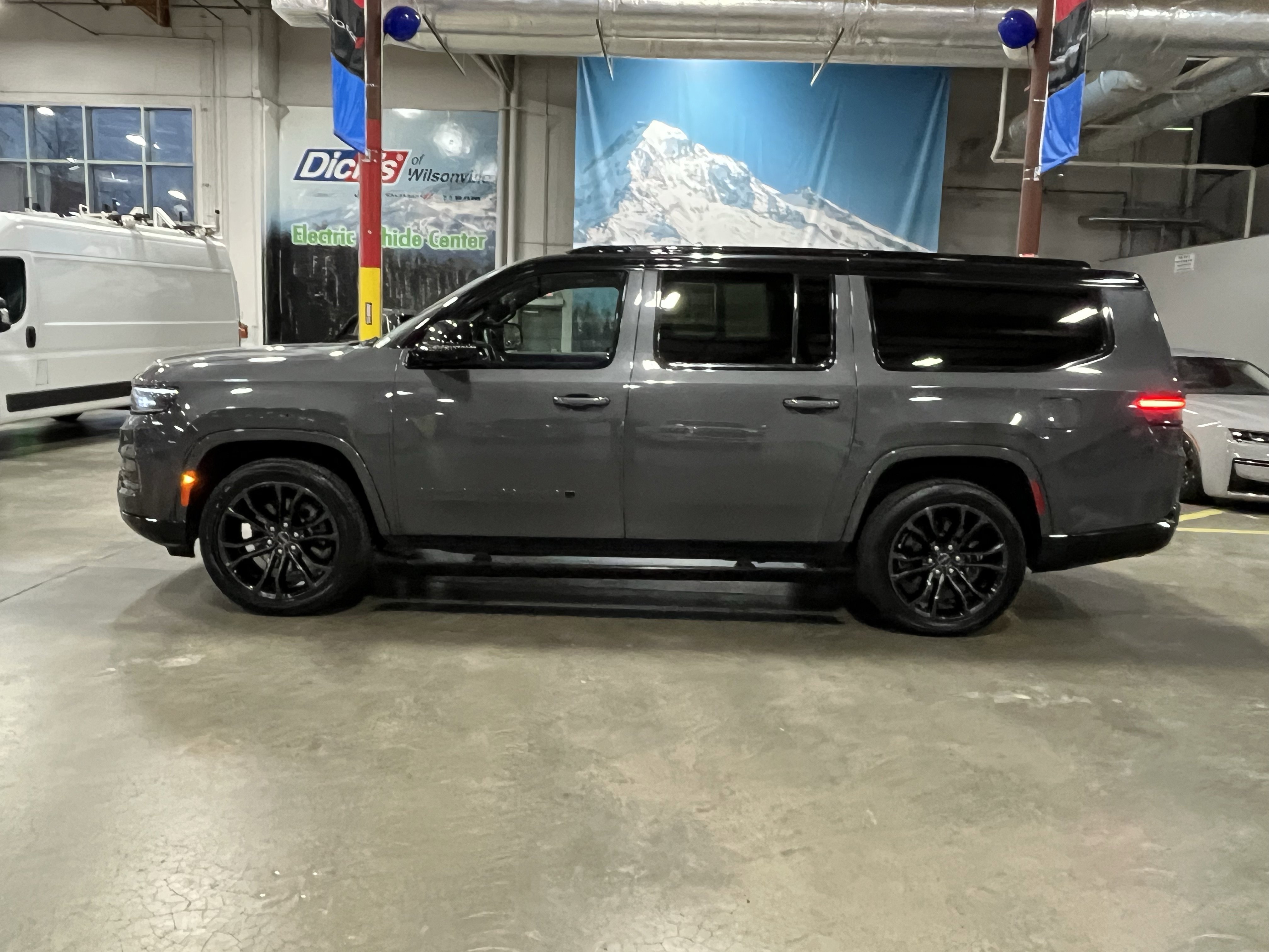 Used 2024 Jeep Grand Wagoneer L Series II w/ Quick Order Packagew 28T image 2