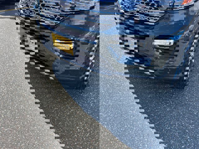 Certified 2023 Ford Explorer Limited w/ Equipment Group 301A image 31