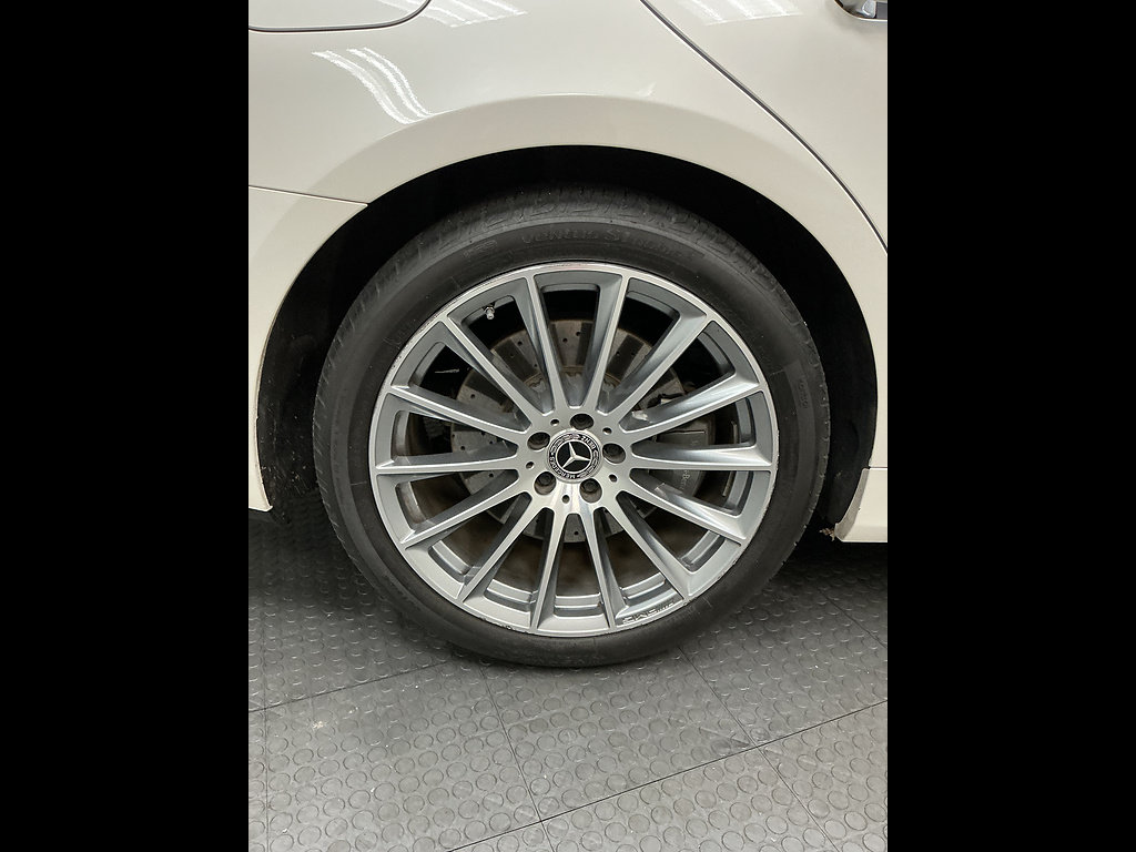 Used 2023 Mercedes-Benz S 580e 4MATIC Sedan image 46