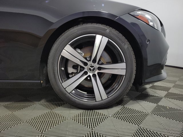 Used 2025 Mercedes-Benz C 300 4MATIC Sedan image 11