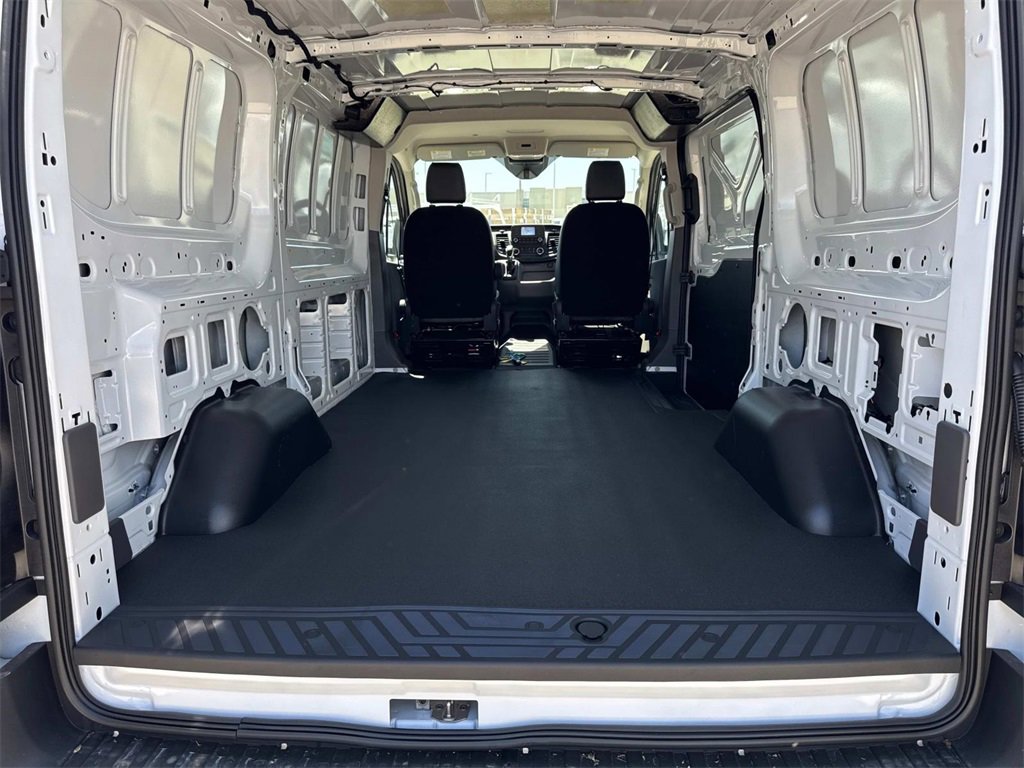 New 2025 Ford Transit 250 Low Roof image 15