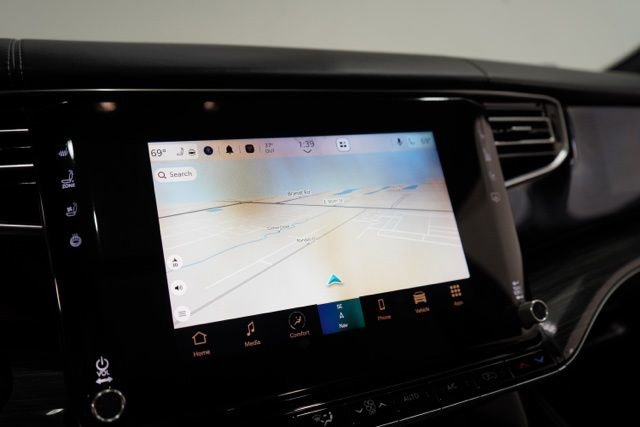 Used 2022 Jeep Wagoneer Series III w/ Premium Group I image 26