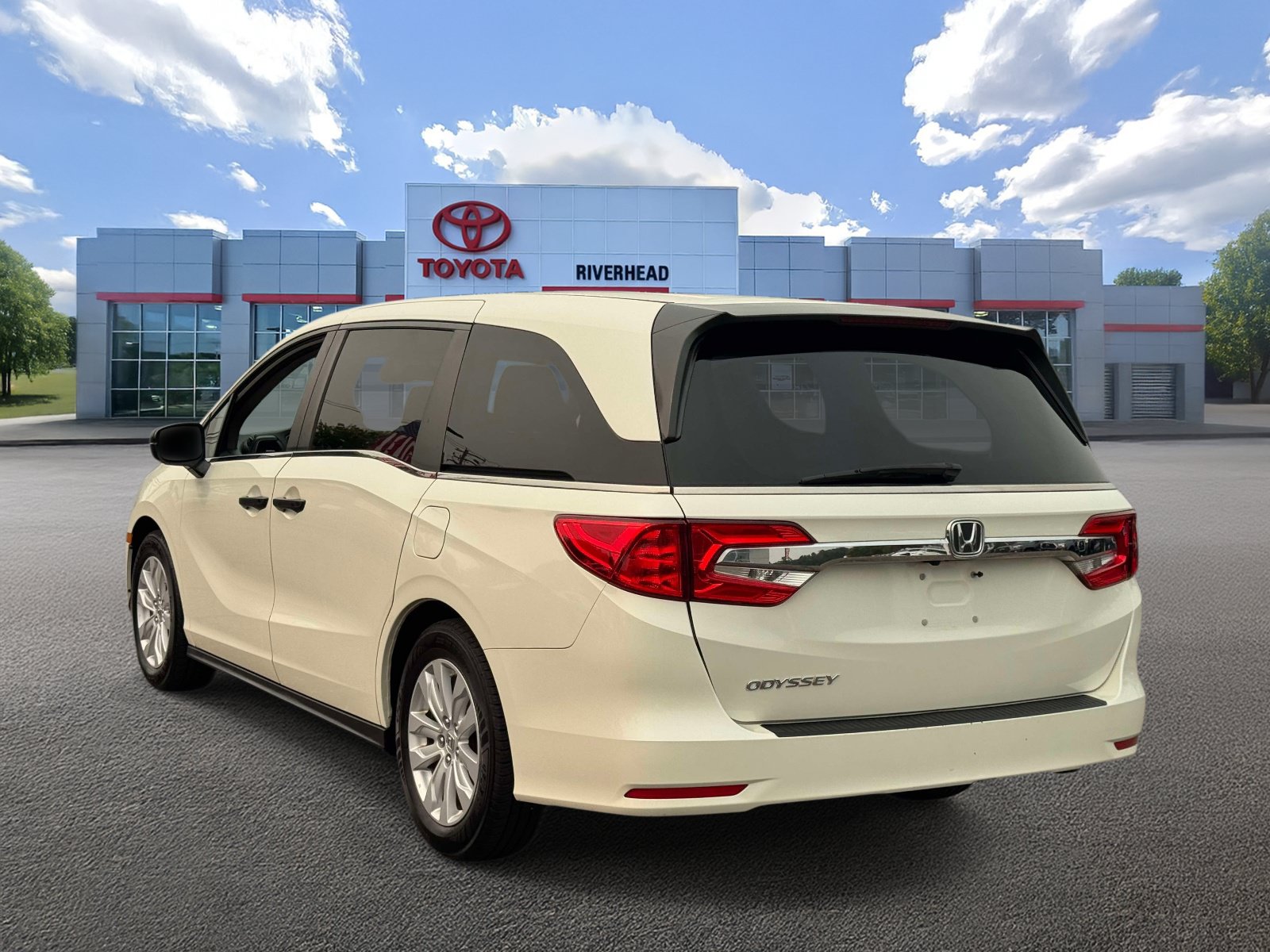 Used 2019 Honda Odyssey LX image 5