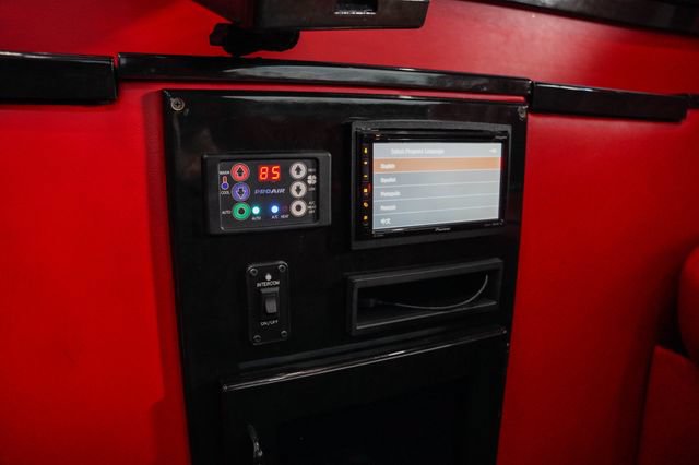 Used 2016 Mercedes-Benz Sprinter 2500 image 28