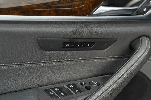 Used 2020 BMW 540i xDrive image 44