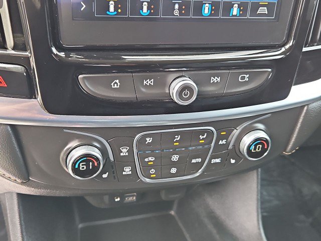 Used 2021 Chevrolet Traverse RS w/ LPO, Cargo Package FWD image 18