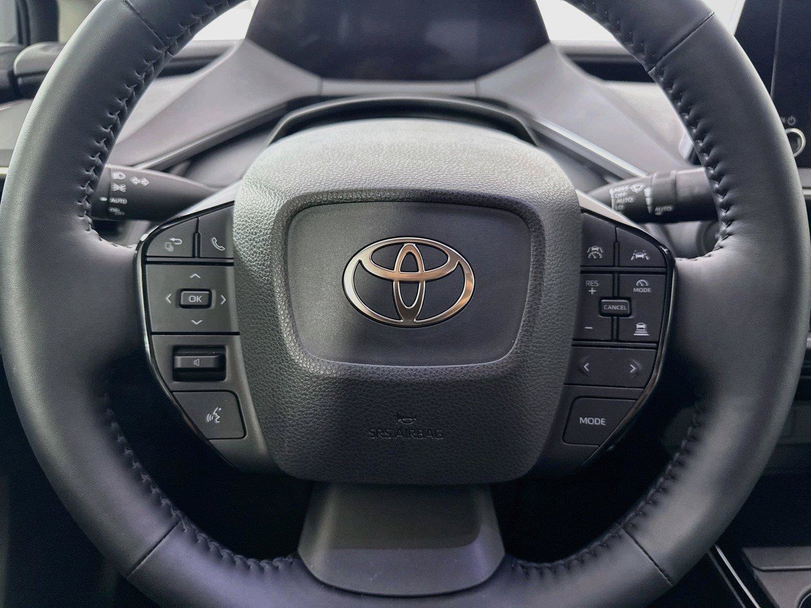 Certified 2026 Toyota Prius XLE FWD image 17